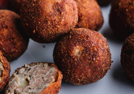préparer vos propres boulettes de viande hachée