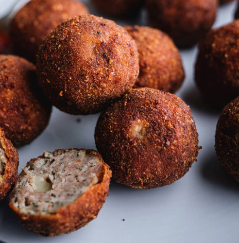préparer vos propres boulettes de viande hachée
